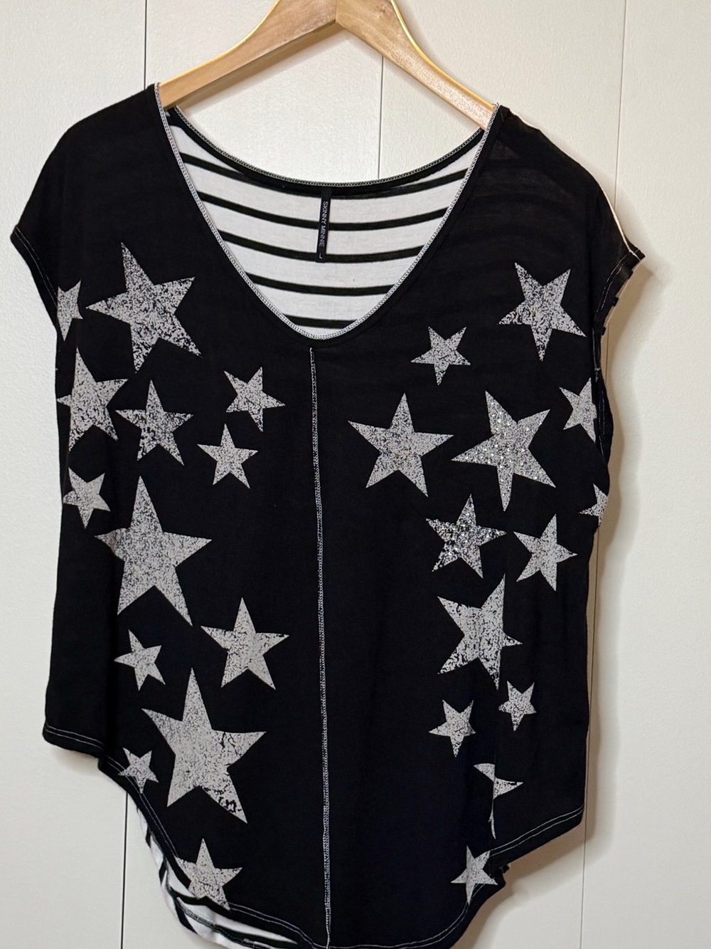 Skinny Minnie Black Scoop Neck Tee with Silver Star Print